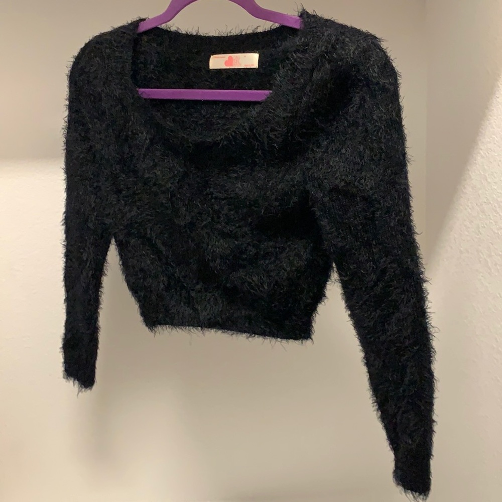 Black Fuzzy Cropped Sweater 3/4 length sleeves